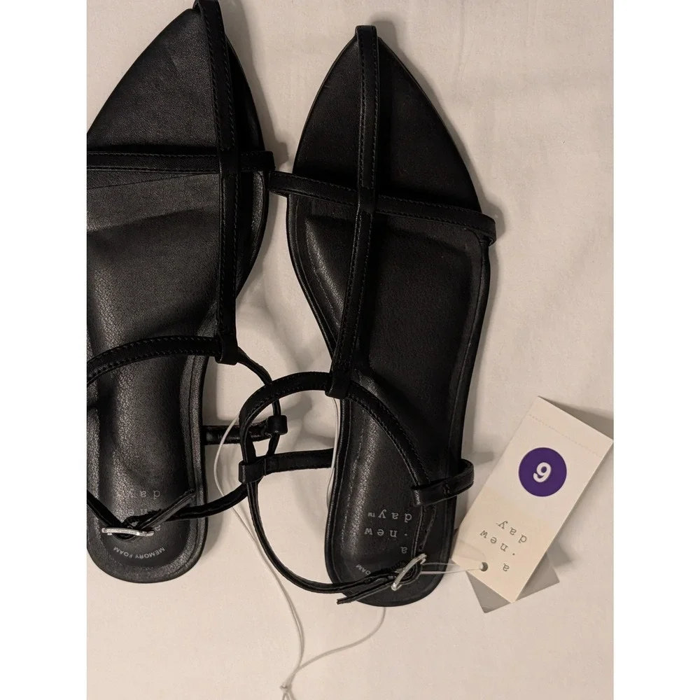 A New Day Mylah Strappy Pointed Toe Flat Sandals Black Memory Foam Womens 6